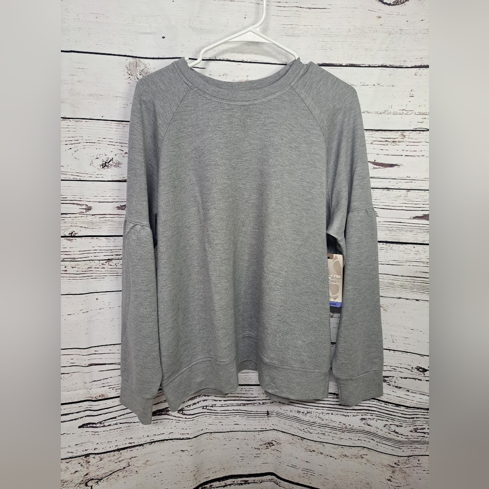 NWT Skechers GoLounge Restful Crew-XL